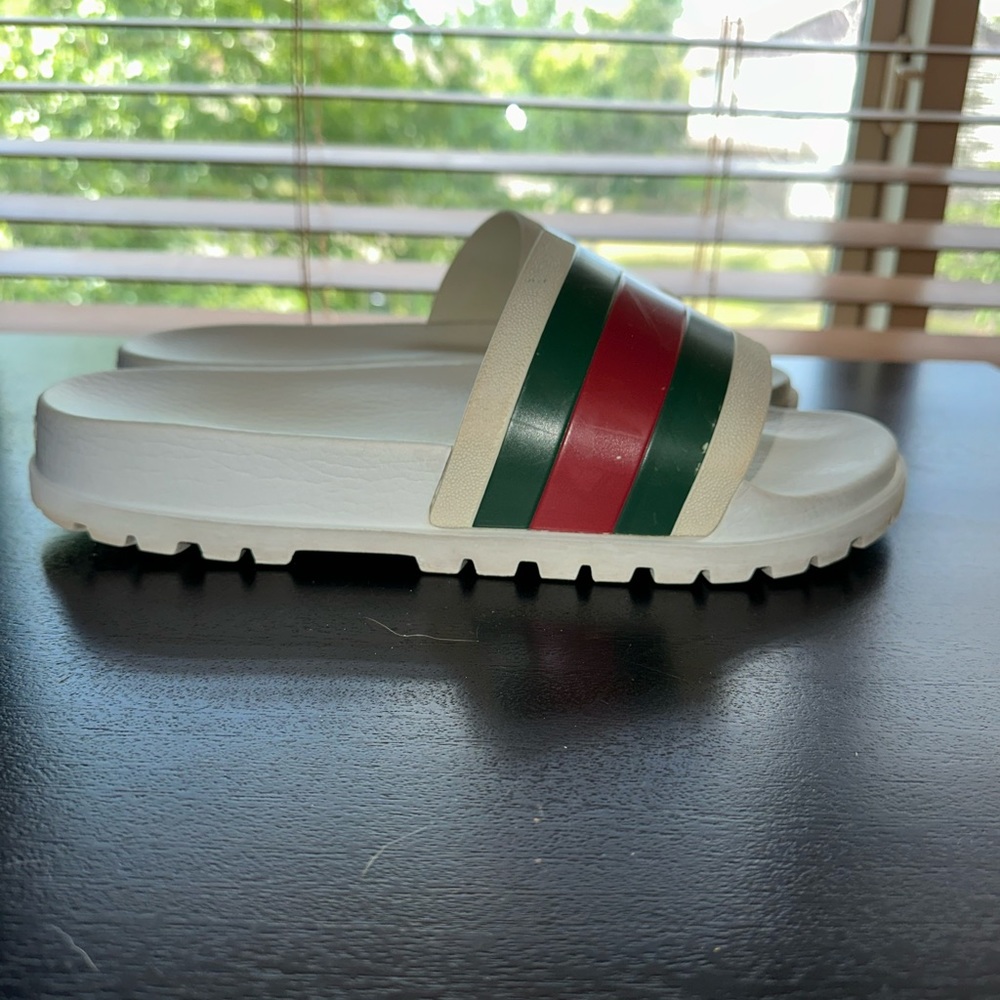 Mens Gucci white web slide sandals size 11
